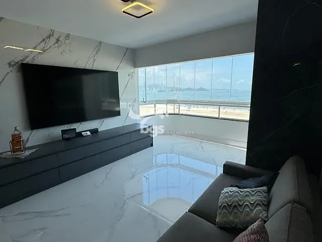Apartamento com 155m² 4 quartos e 3 banheiros, à venda, no bairro Barra Sul em Balneário Camboriú