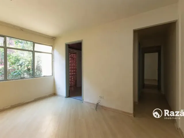 Apartamento 2 quartos e 1 banheiro, para alugar, no bairro Barreirinha em Curitiba