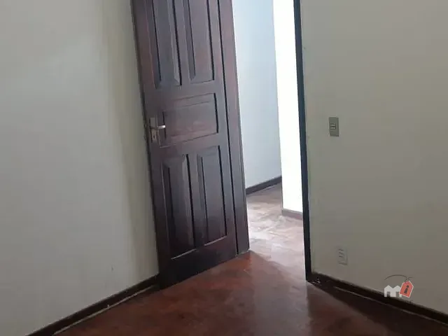 Apartamento 2 quartos e 1 banheiro, para alugar, no bairro Quissama em Petrópolis