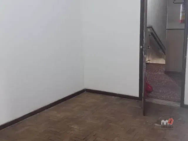 Apartamento 2 quartos e 1 banheiro, para alugar, no bairro Quissama em Petrópolis
