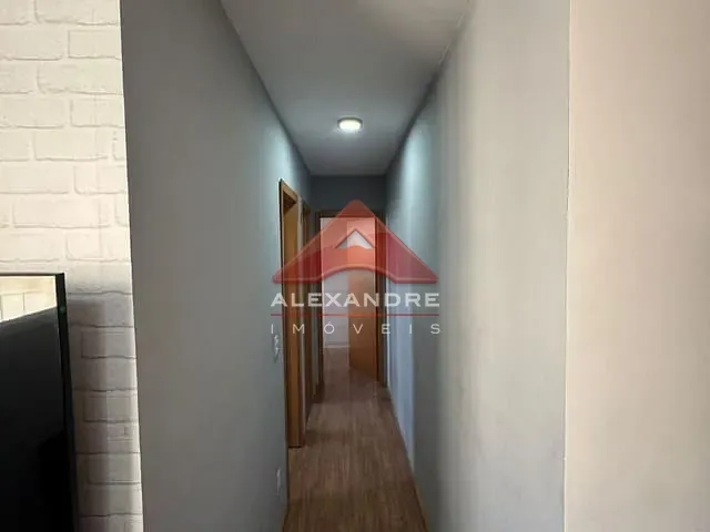 Apartamento 2 quartos e 1 banheiro, à venda, no bairro Jardim das Indústrias em São José dos Campos