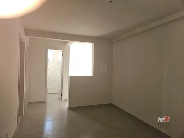 Apartamento 2 quartos e 1 banheiro, para alugar, no bairro Duarte Silveira em Petrópolis