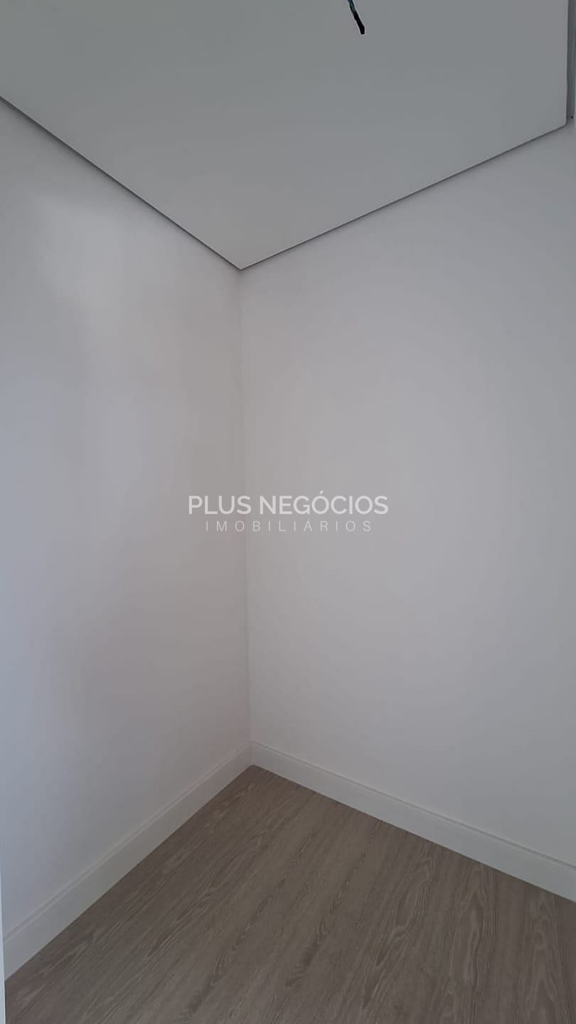 Apartamento para alugar com 3 quartos, 166m² - Foto 12