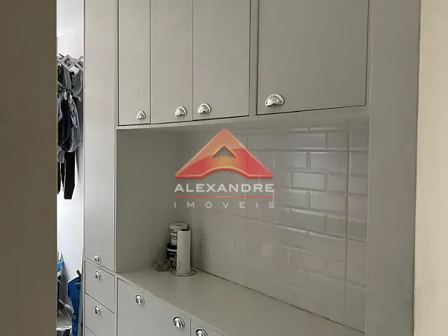 Apartamento 2 quartos e 1 banheiro, à venda, no bairro Jardim Bela Vista em São José dos Campos