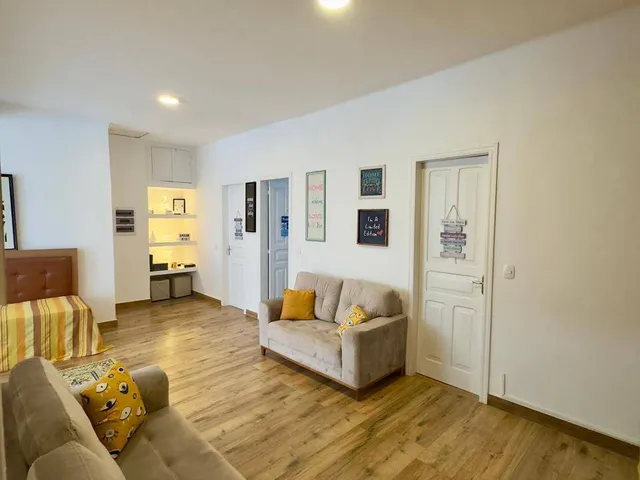 Apartamento para alugar, no bairro Centro em Petrópolis