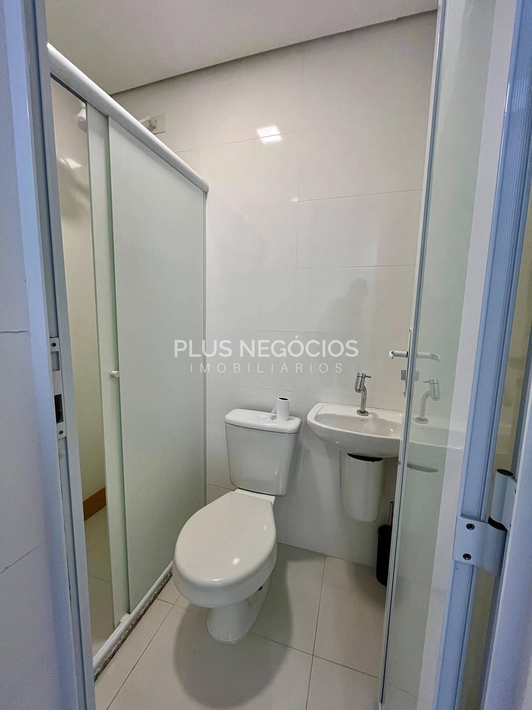 Apartamento para alugar com 4 quartos, 340m² - Foto 35