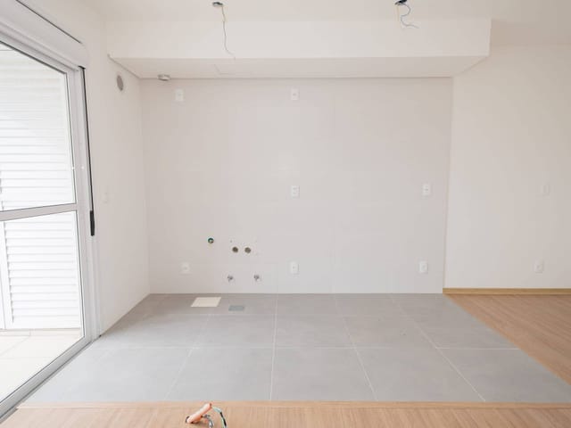 Apartamento 2 quartos e 2 banheiros, à venda, no bairro Areal em Pelotas