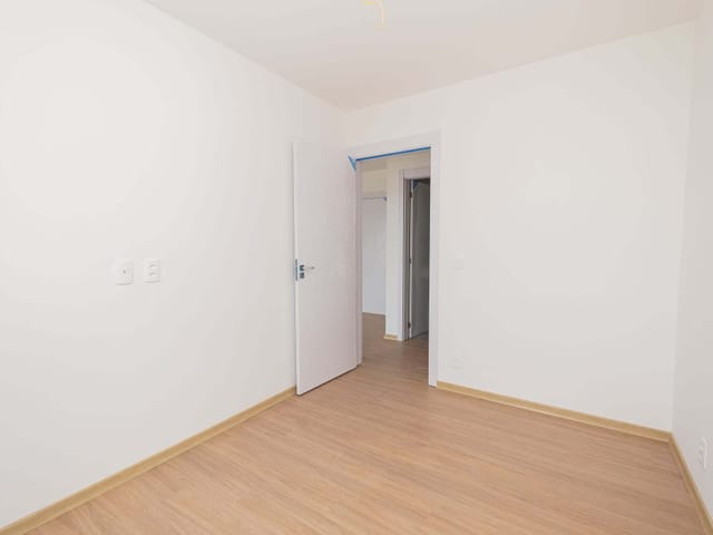 Apartamento 2 quartos e 2 banheiros, à venda, no bairro Areal em Pelotas
