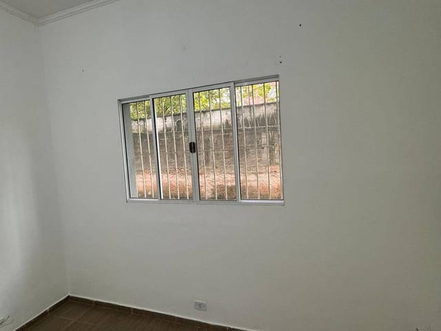 Foto do Apartamento - Apartamento à Venda no Térreo - Residencial Vale Verde - Jandira - SP. 2 Dormitórios, Sala, Cozinha, Banheiro, Área de serviço e Vaga de garagem. | Collina Imóveis