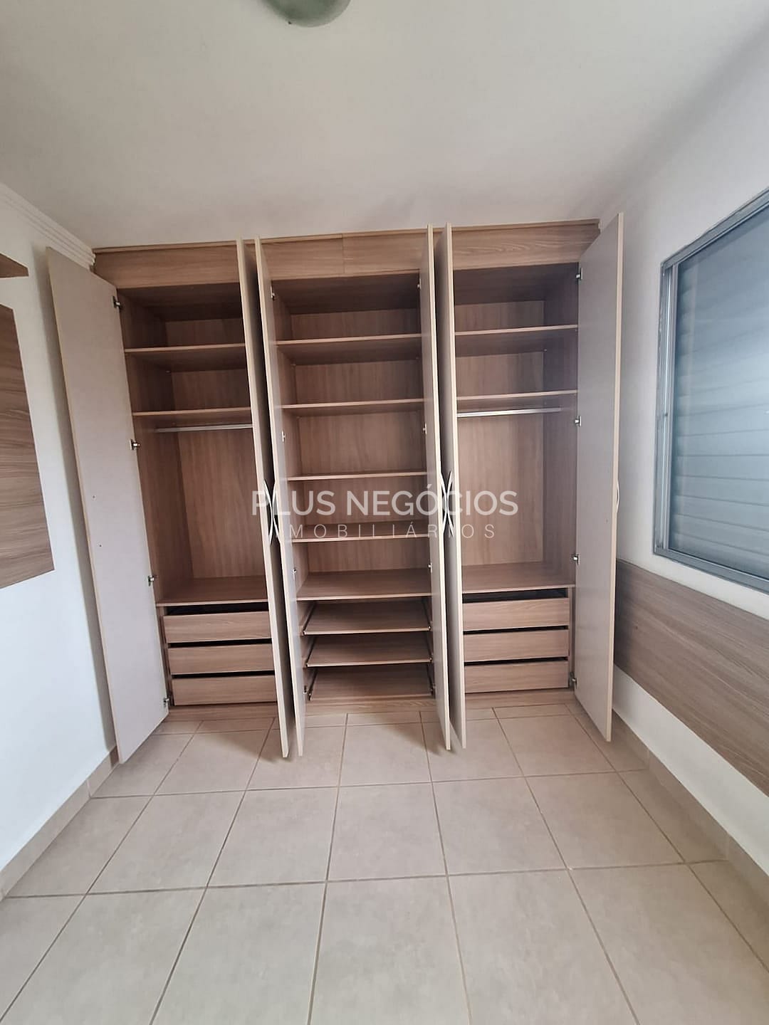 Apartamento à venda com 2 quartos, 47m² - Foto 15