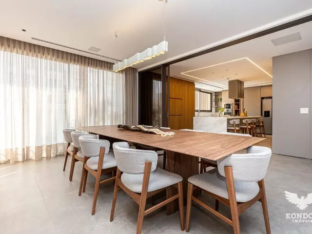 Apartamento 4 quartos e 5 banheiros, à venda, no bairro Bigorrilho em Curitiba