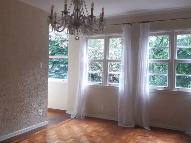 Apartamento à venda, no bairro Centro em Petrópolis