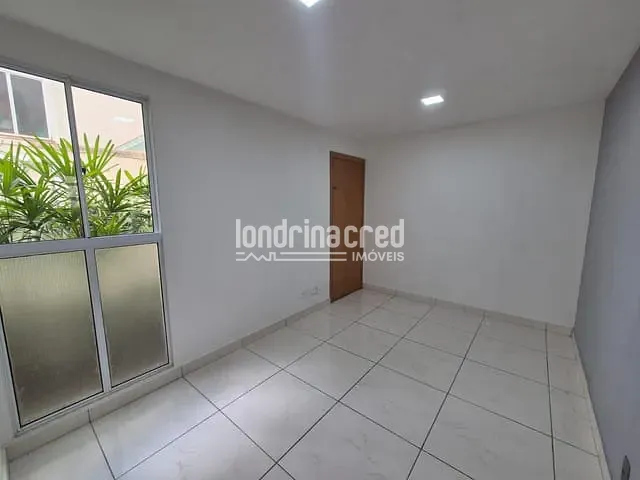Apartamento com 49m² 2 quartos e 1 banheiro, à venda, no bairro PARQUE LINEA em Cambé