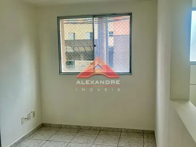Apartamento 2 quartos e 1 banheiro, à venda, no bairro Conjunto Residencial Trinta e Um de Março em São José dos Campos