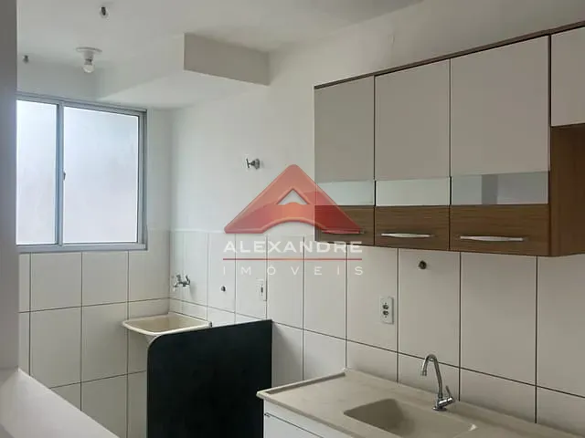 Apartamento 2 quartos e 1 banheiro, à venda, no bairro Conjunto Residencial Trinta e Um de Março em São José dos Campos