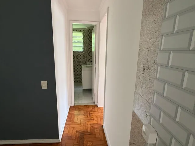 Apartamento 1 quarto e 1 banheiro, à venda, no bairro Castelanea em Petrópolis