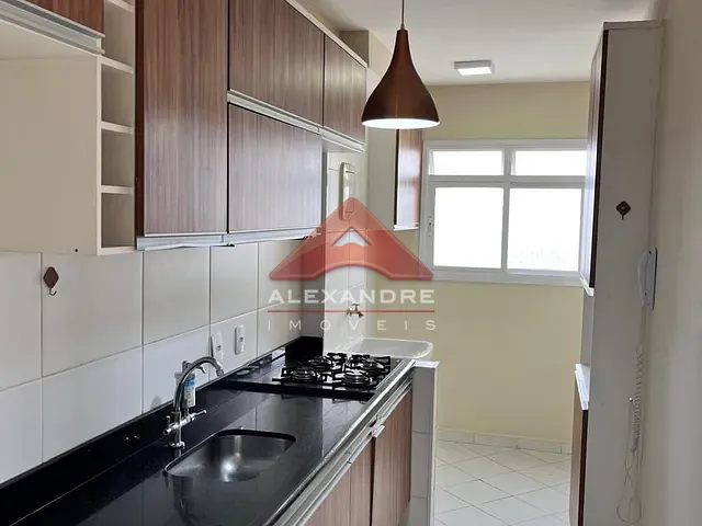 Apartamento 2 quartos e 1 banheiro, à venda, no bairro Jardim Ismênia em São José dos Campos