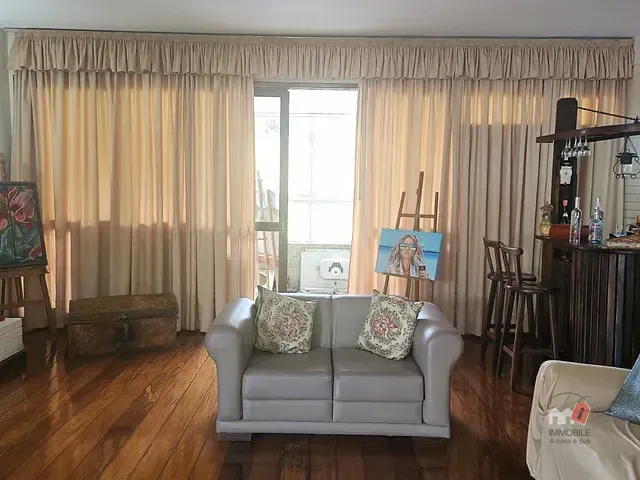Apartamento 3 quartos e 2 banheiros, para alugar, no bairro Centro em Petrópolis