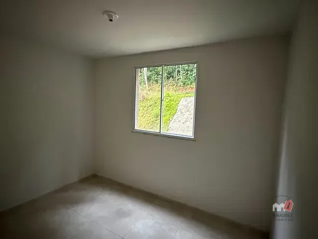 Apartamento 2 quartos e 2 banheiros, à venda, no bairro Duarte Silveira em Petrópolis