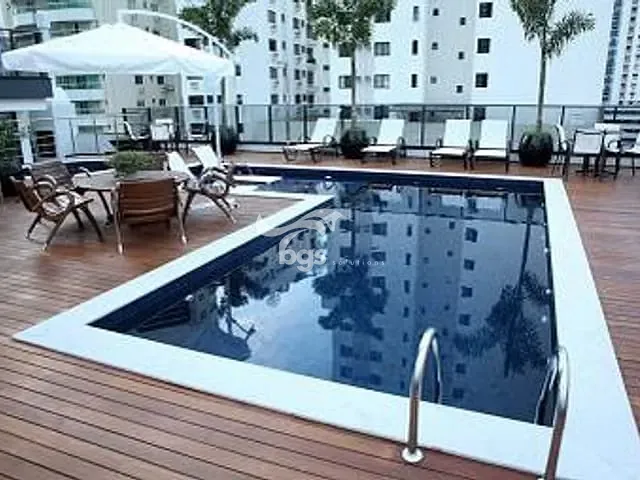 Apartamento com 330m² 3 quartos e 2 banheiros, à venda, no bairro Centro em Balneário Camboriú