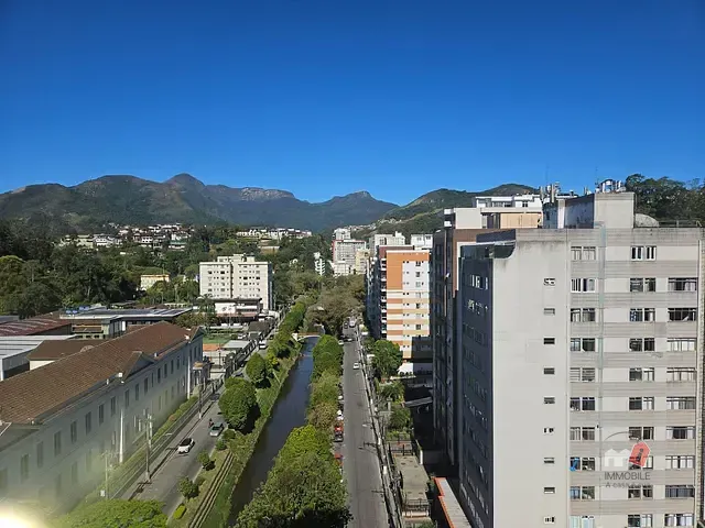Apartamento 3 quartos e 2 banheiros, à venda, no bairro Centro em Petrópolis