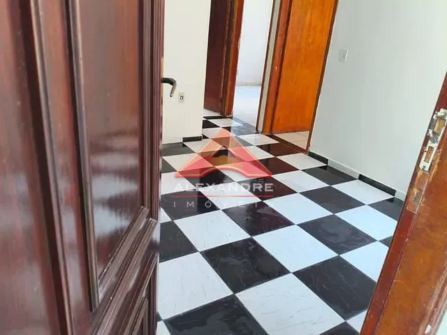 Apartamento 2 quartos e 1 banheiro, para alugar, no bairro Vila Industrial em São José dos Campos
