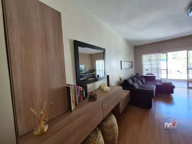 Apartamento 2 quartos e 4 banheiros, à venda, no bairro Coronel Veiga em Petrópolis
