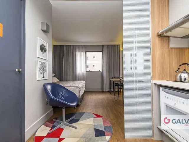 Apartamento 1 quarto e 1 banheiro, para alugar, no bairro Água Verde em Curitiba