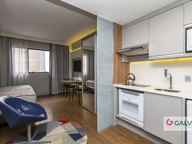 Apartamento 1 quarto e 1 banheiro, para alugar, no bairro Água Verde em Curitiba