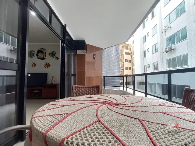 Apartamento 4 quartos e 2 banheiros, à venda ou para alugar, no bairro Algodoal em Cabo Frio