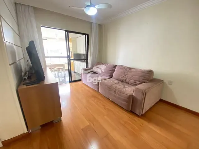Apartamento com 186m² 3 quartos e 2 banheiros, à venda, no bairro Centro em Balneário Camboriú