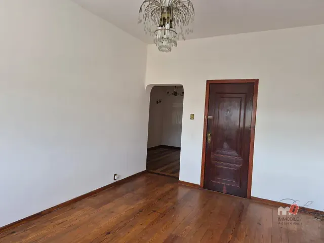 Apartamento 3 quartos e 3 banheiros, para alugar, no bairro Centro em Petrópolis
