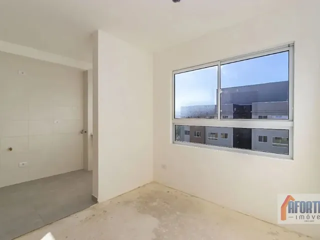 Apartamento 2 quartos e 1 banheiro, à venda, no bairro Atuba em Curitiba