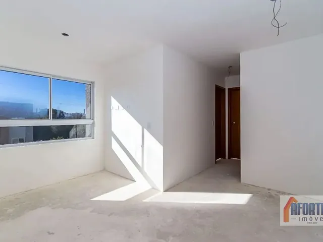 Apartamento 2 quartos e 1 banheiro, à venda, no bairro Atuba em Curitiba