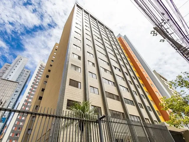 Apartamento 3 quartos e 3 banheiros, à venda, no bairro Cristo Rei em Curitiba