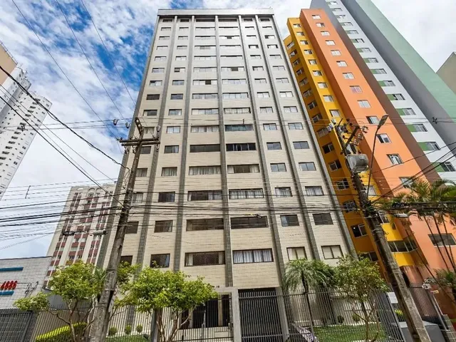 Apartamento 3 quartos e 3 banheiros, à venda, no bairro Cristo Rei em Curitiba
