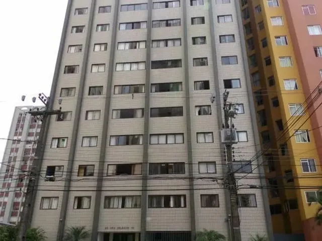 Apartamento 3 quartos e 3 banheiros, à venda, no bairro Cristo Rei em Curitiba
