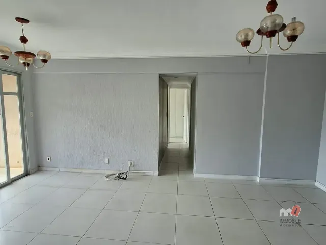 Apartamento 2 quartos e 2 banheiros, à venda, no bairro Bingen em Petrópolis