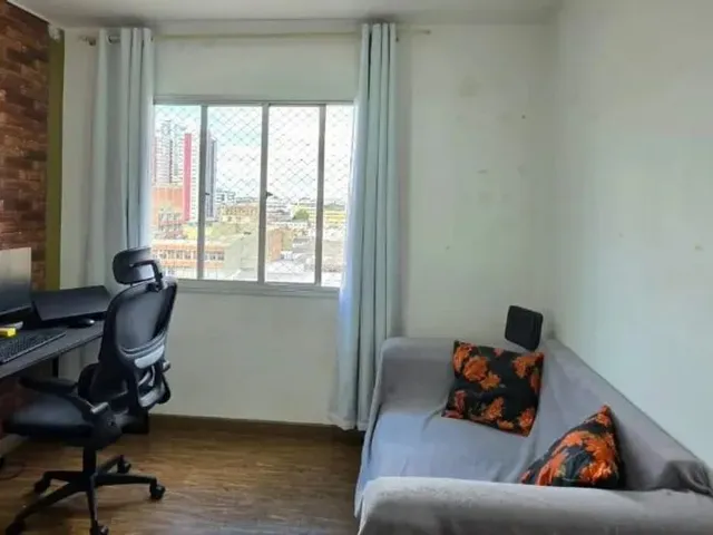 Apartamento 1 quarto e 1 banheiro, à venda, no bairro Centro em Curitiba