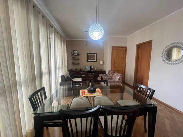 Foto do Apartamento - Apartamento à venda com 4 dormitórios, 1 suíte e 2 vagas. Saúde, São Paulo, SP | Paulista Imóveis.