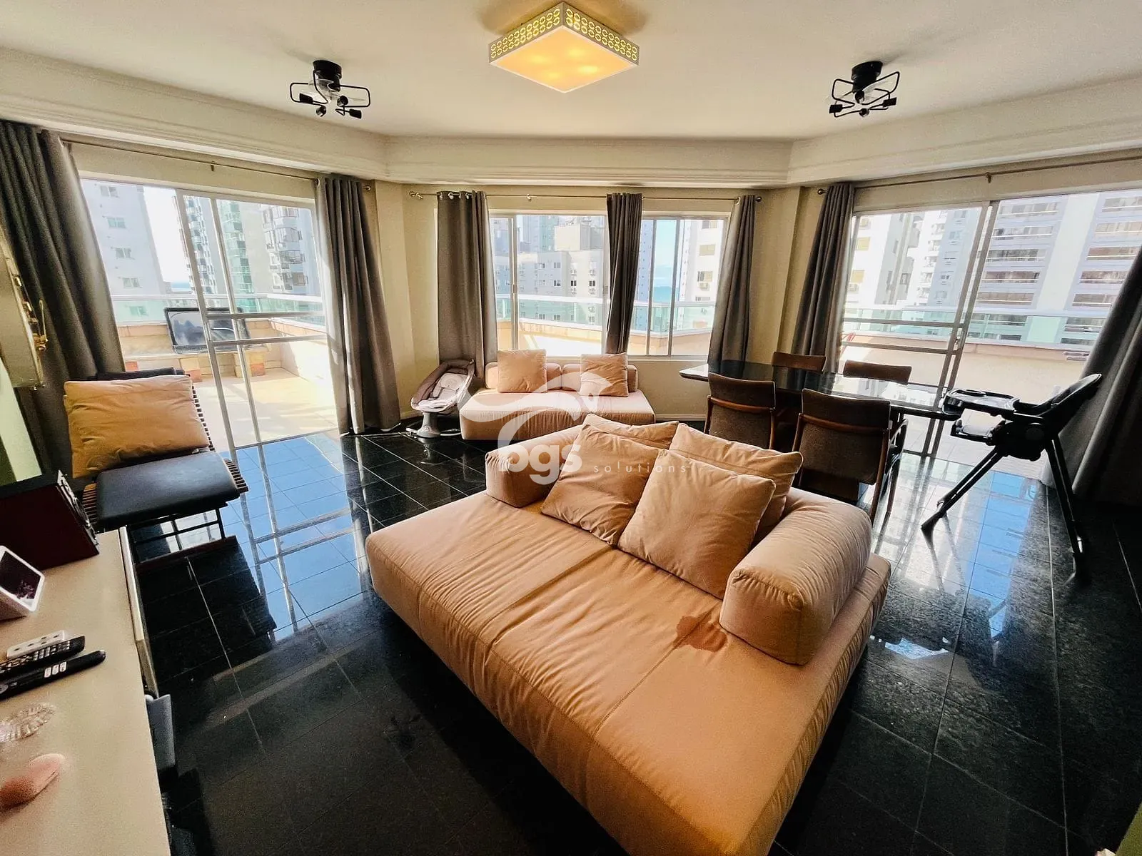 Cobertura, 4 quartos, 249 m² - Foto 1