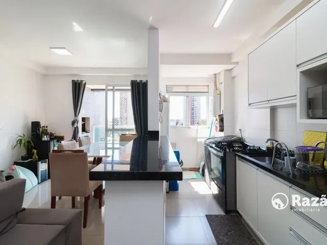 Apartamento 2 quartos e 2 banheiros, para alugar, no bairro Capão Raso em Curitiba