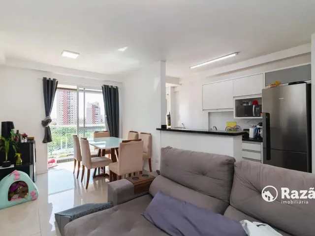 Apartamento 2 quartos e 2 banheiros, para alugar, no bairro Capão Raso em Curitiba