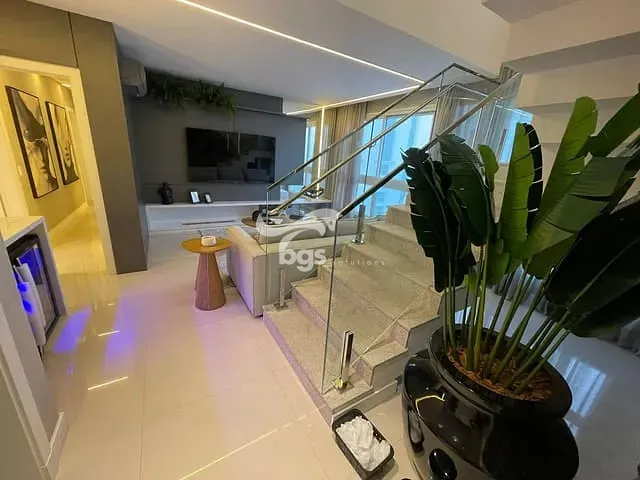 Apartamento com 347m² 3 quartos e 4 banheiros, à venda, no bairro Centro em Balneário Camboriú