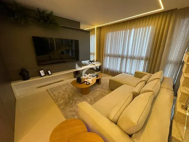 Apartamento com 347m² 3 quartos e 4 banheiros, à venda, no bairro Centro em Balneário Camboriú