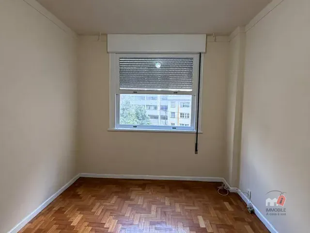 Apartamento 1 quarto e 1 banheiro, para alugar, no bairro Centro em Petrópolis