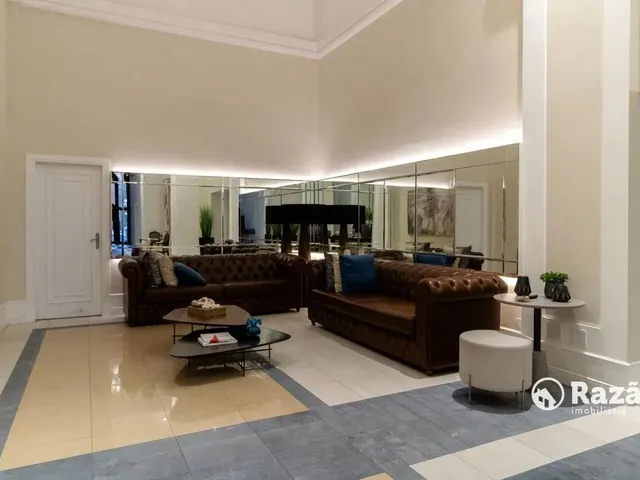 Apartamento 1 quarto e 1 banheiro, para alugar, no bairro Centro em Curitiba