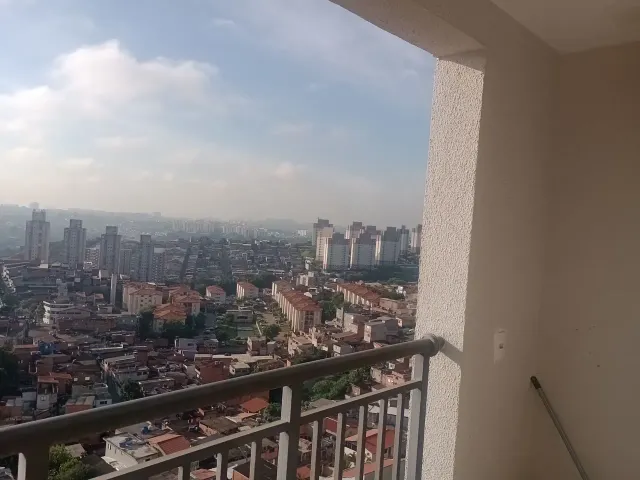 Foto do Apartamento - Apartamento à Venda - Residencial Viva Clube - Carapicuíba - SP. 2 Dormitórios, Sala com sacada, Banheiro, Cozinha, Área de serviço e Vaga de garagem. | Collina Imóveis