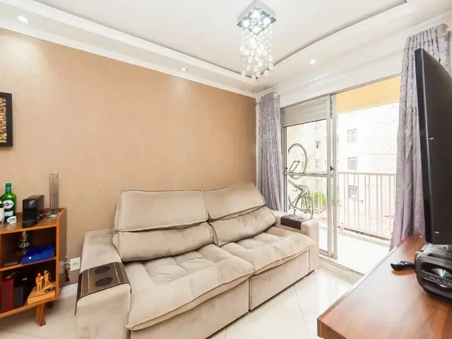 Apartamento 2 quartos e 1 banheiro, à venda, no bairro Campo Comprido em Curitiba