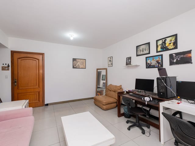 Apartamento com 90m² 2 quartos e 1 banheiro, à venda, no bairro Centro em Pelotas